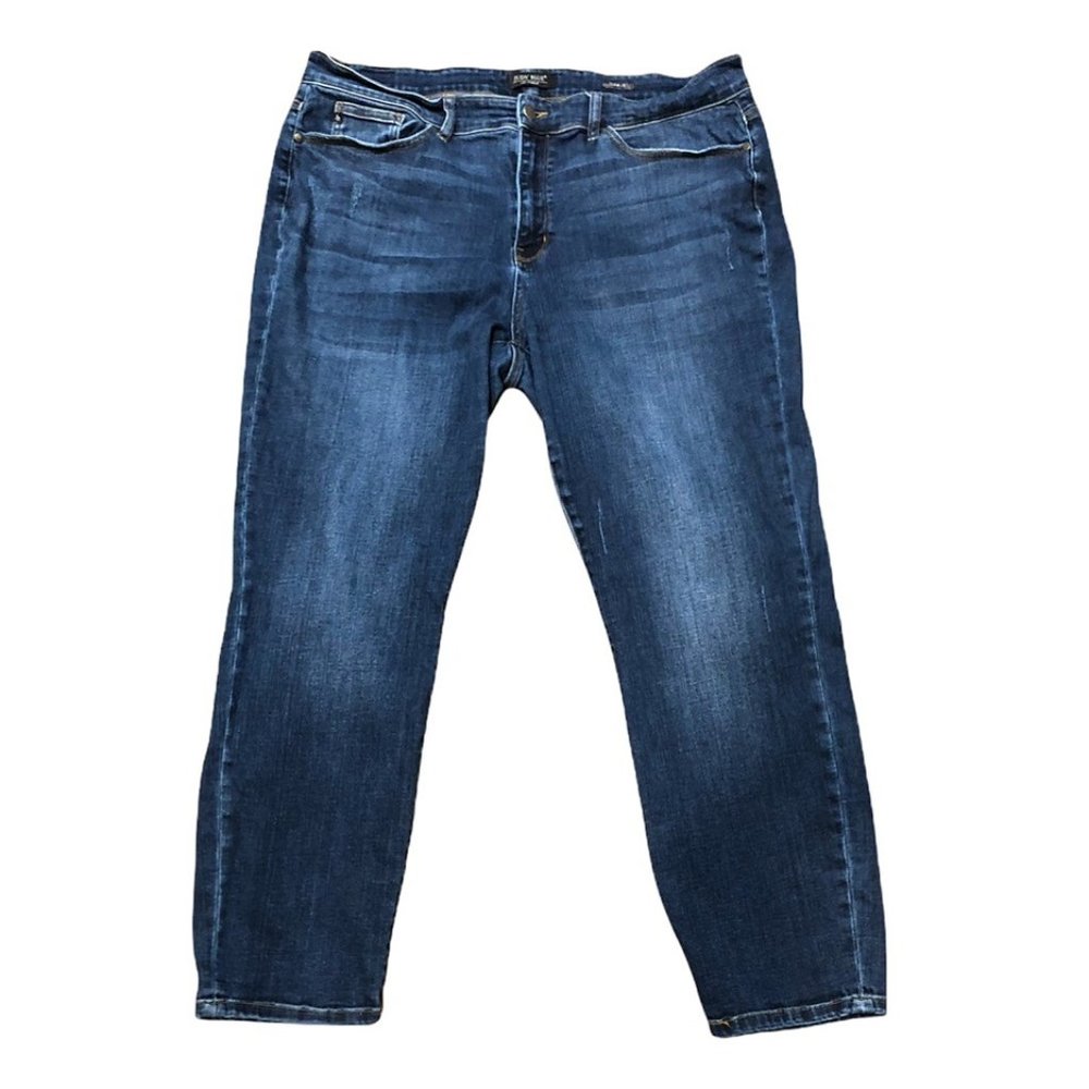Judy Blue Tapered Slim Fit, Dark Wash, Mid-Rise Jeans + FREE GIFT
